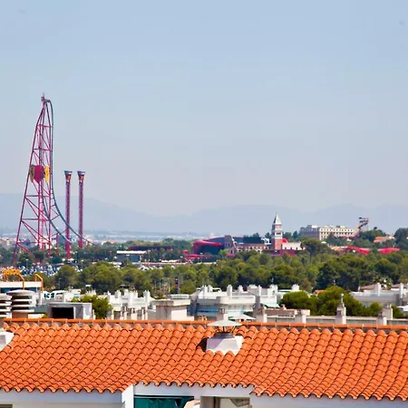 En Con Vistas Al Port Aventura